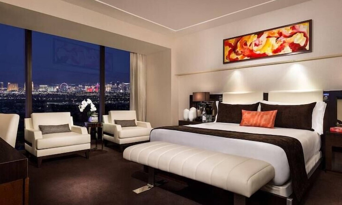 Summerlin South Hotel | 1-Bedroom Suite at a 5⭐️ Hotel