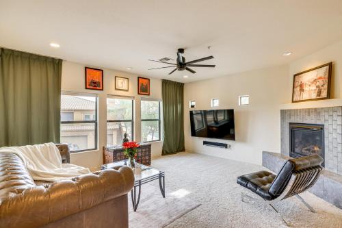 Desert Ridge House | ~ 1 Mi to Desert Ridge Marketplace: Phoenix Condo!