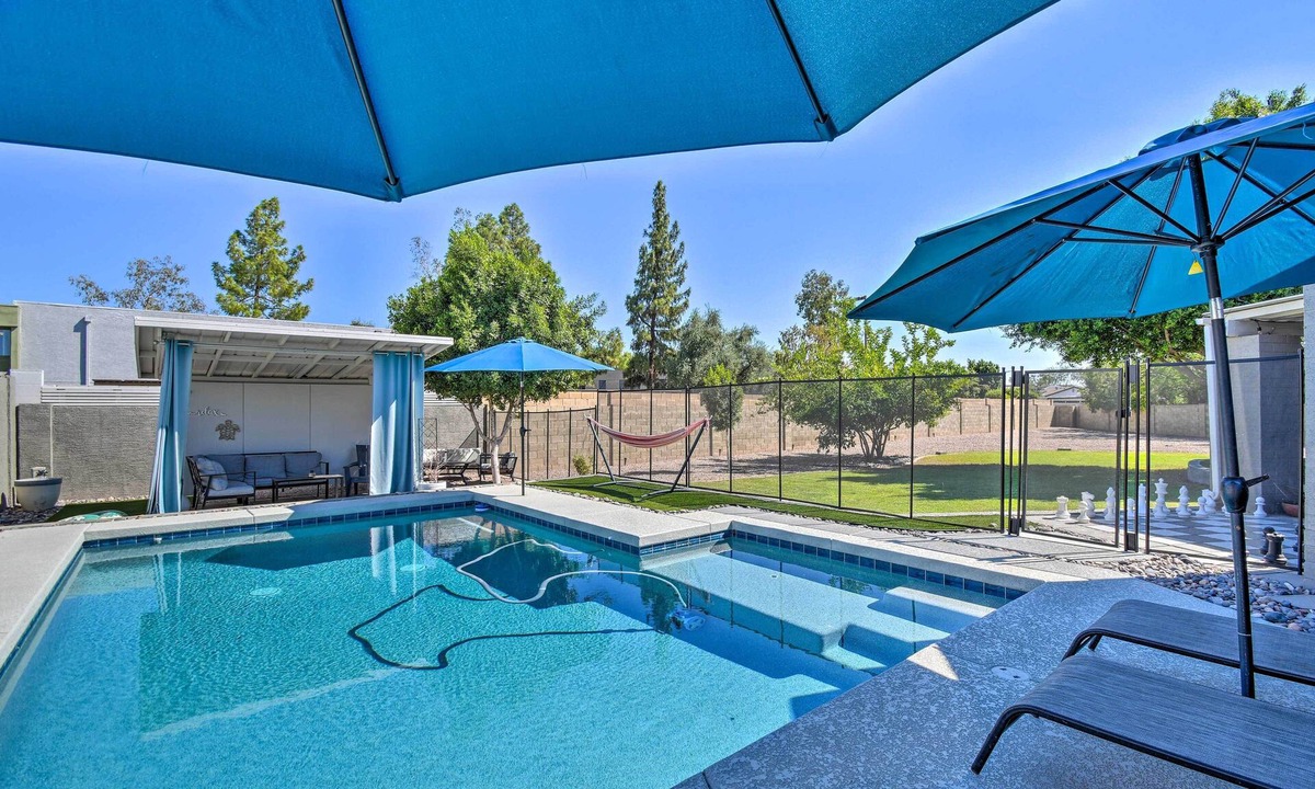 Dobson Ranch House | 1 Mi to Dobson Ranch: Modern Escape w/Gazebo!