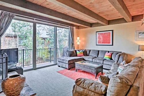 Tahoe Keys House | 1 Mi to Shore: Quiet South Lake Tahoe Condo