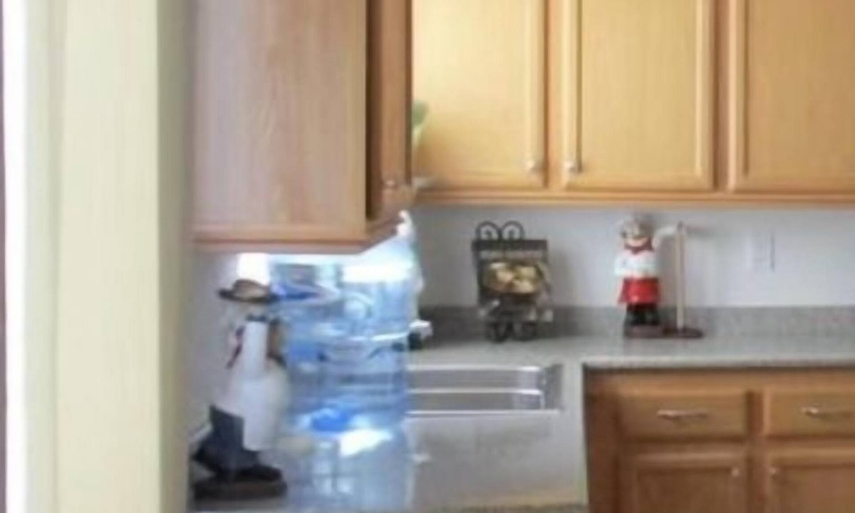 Enterprise House | 10 minutes from the Airport, Stadium, and Strip!