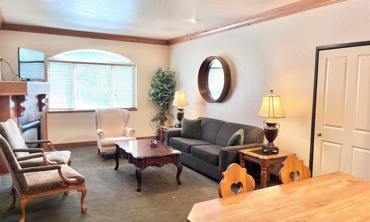 Zermatt Villa | 1083/85 | Upscale 2BR Villa | Near Park City Ski