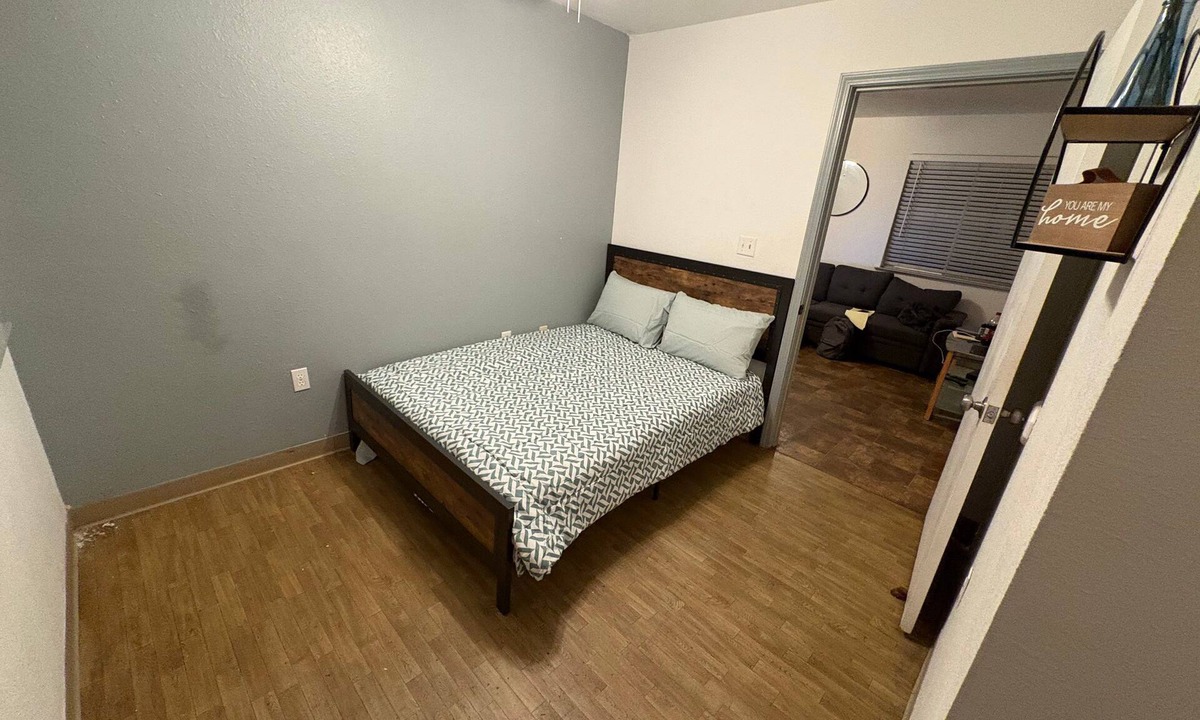 Brownsville Hotel | 11 - 1 king, 1 full, 1 queen, 2br, 1ba suite