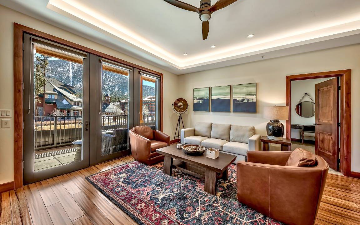 Lakeside Park Condo | 168 m² Condo ∙ 3 bedrooms ∙ 8 guests