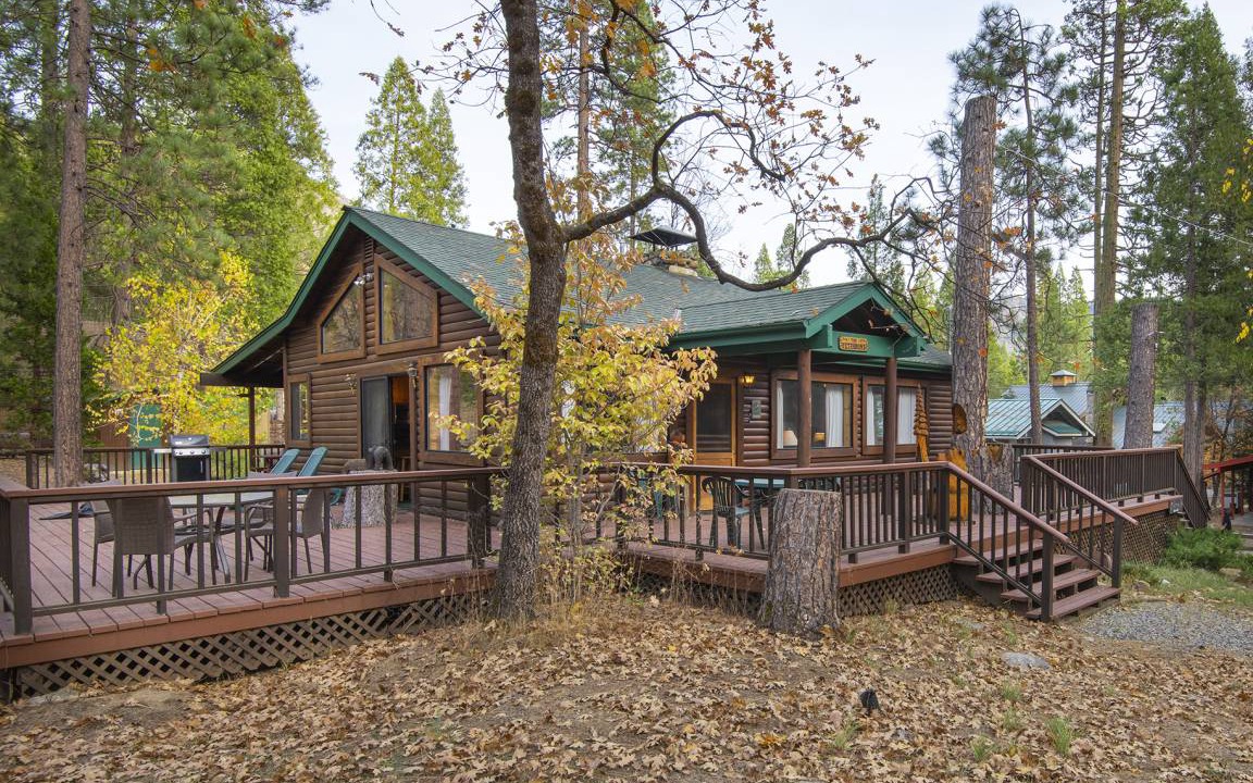 North Wawona Cabin | 189 m² Cabin ∙ 3 bedrooms ∙ 8 guests