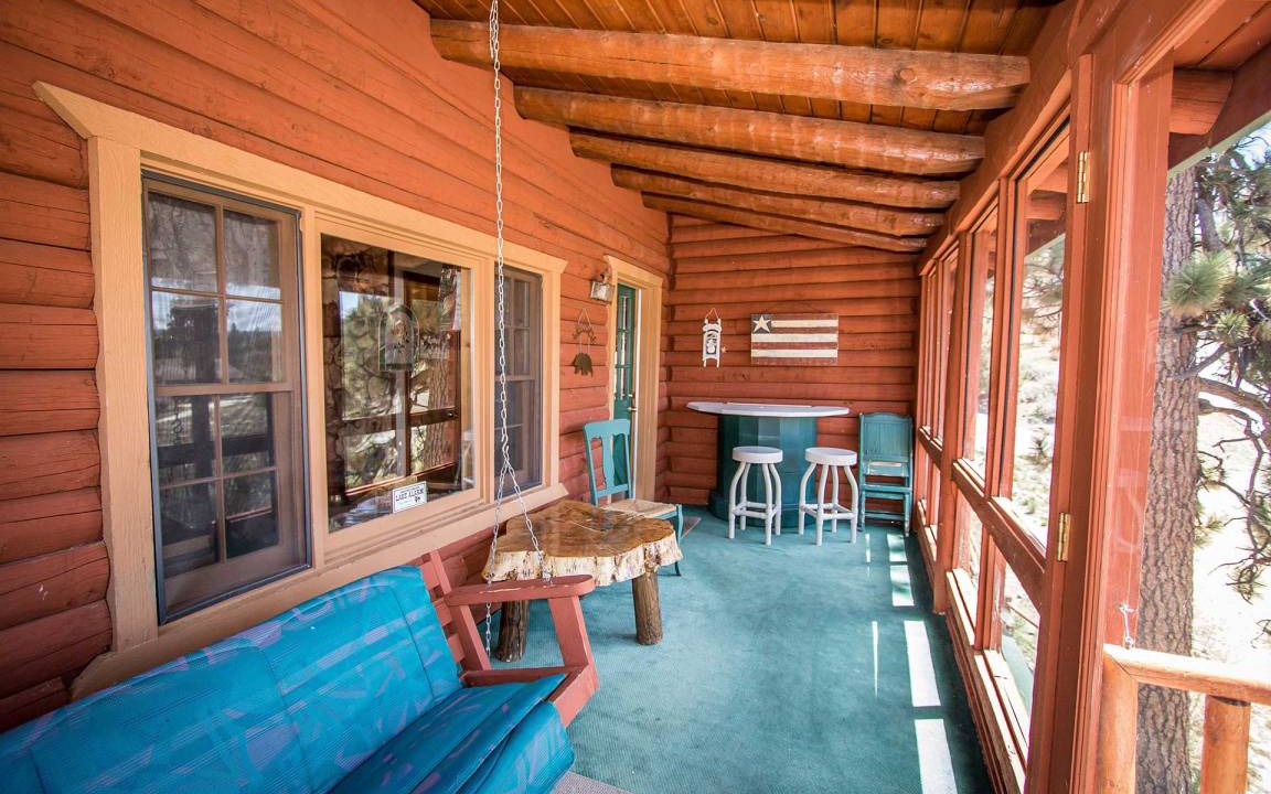 Fawnskin Cabin | 193 m² Cabin ∙ 4 bedrooms ∙ 10 guests