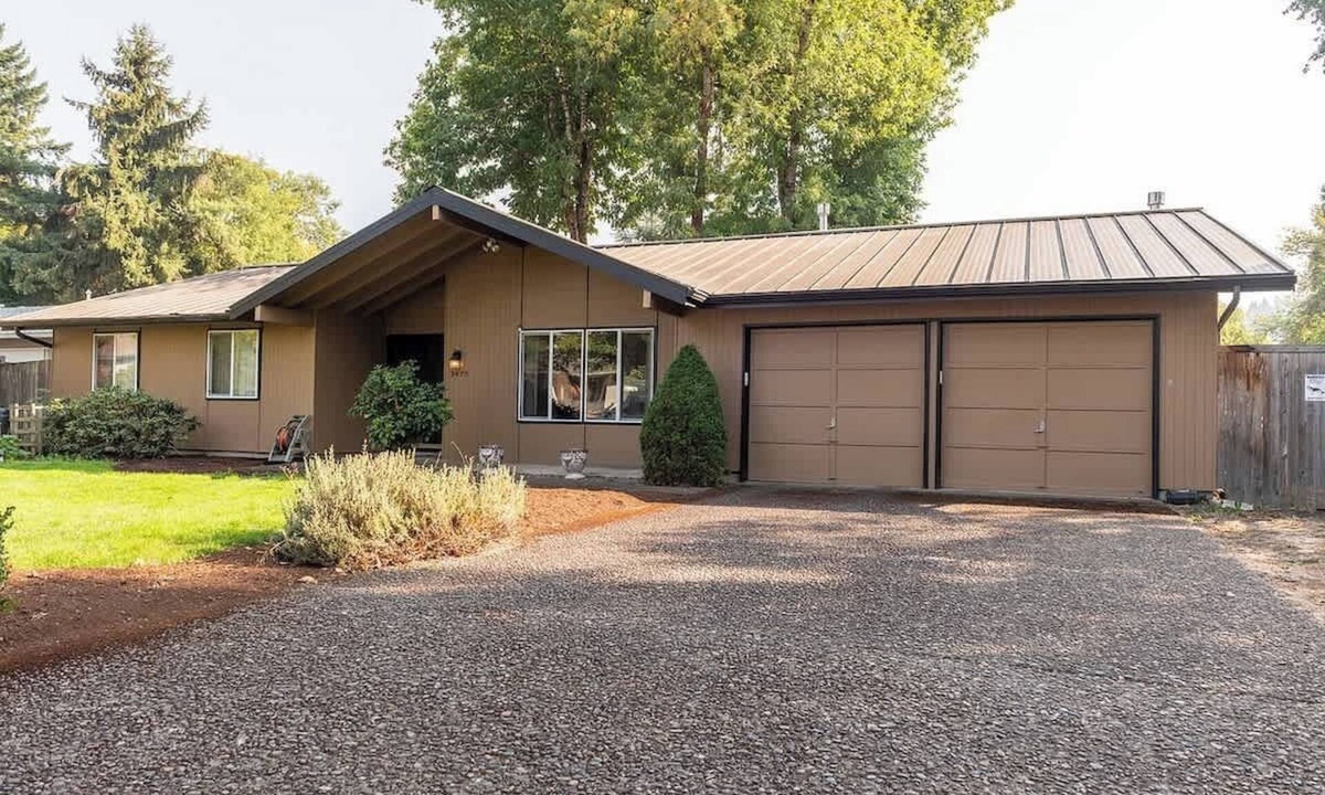 Western House | 1BR Suite Near UO & Autzen Dog Friendly