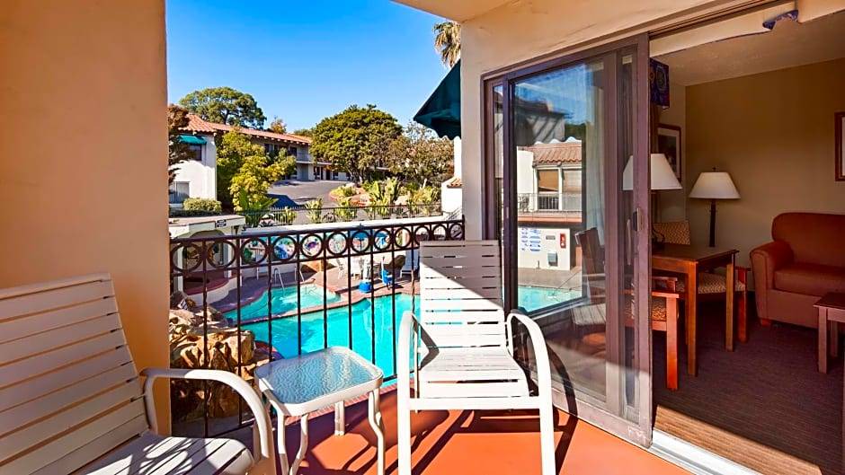 Arroyo Grande Hotel | 2-Star Hotel ∙ Best Western Casa Grande Inn