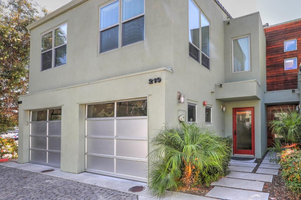 Avila Beach House | 219 San Miguel