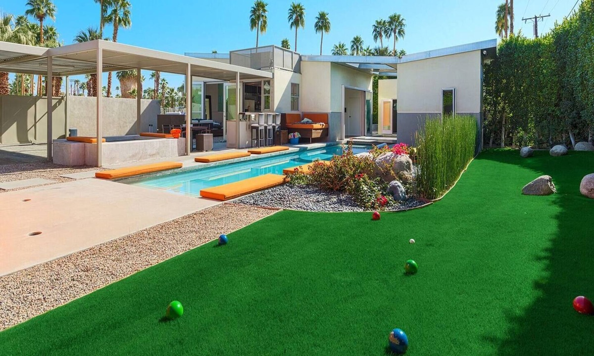 Twin Palms House | 25% Off July! Perfect For Families -Pool, Jacuzzi*