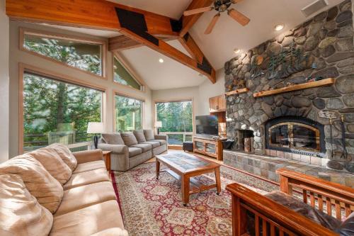 Sunriver House | 3 Mulligan