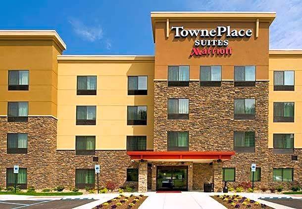 Greenacres Hotel | 3-Star Hotel ∙ TownePlace Suites by Marriott Bakersfield West