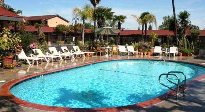 Paso Robles Hotel | 37 m² Hotel ∙ 127 guests