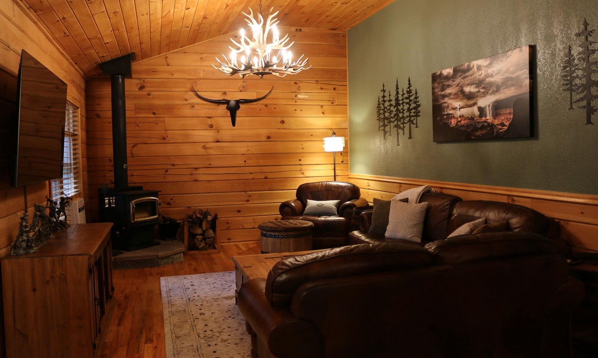 Williams Cabin | 3Bdrm+Cabin+Firepit+Deck+BBQ