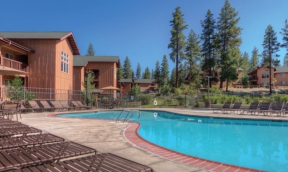 Round Hill Village Condo | 3br Presidential in Natural Backdrop!