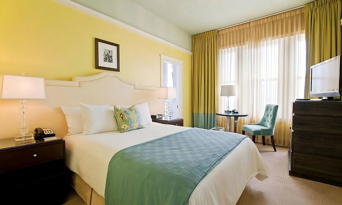 Goose Hollow Hotel | 4 Luxe Units | Pets Allowed | Minutes to Int'l Rose Test Garden - 1.6 mi