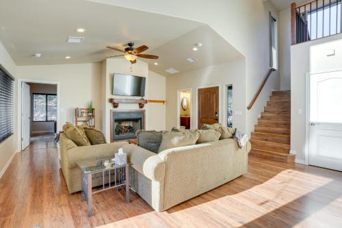 Prescott House | 4 Mi to Hiking! Prescott Home w/Furnished Patio