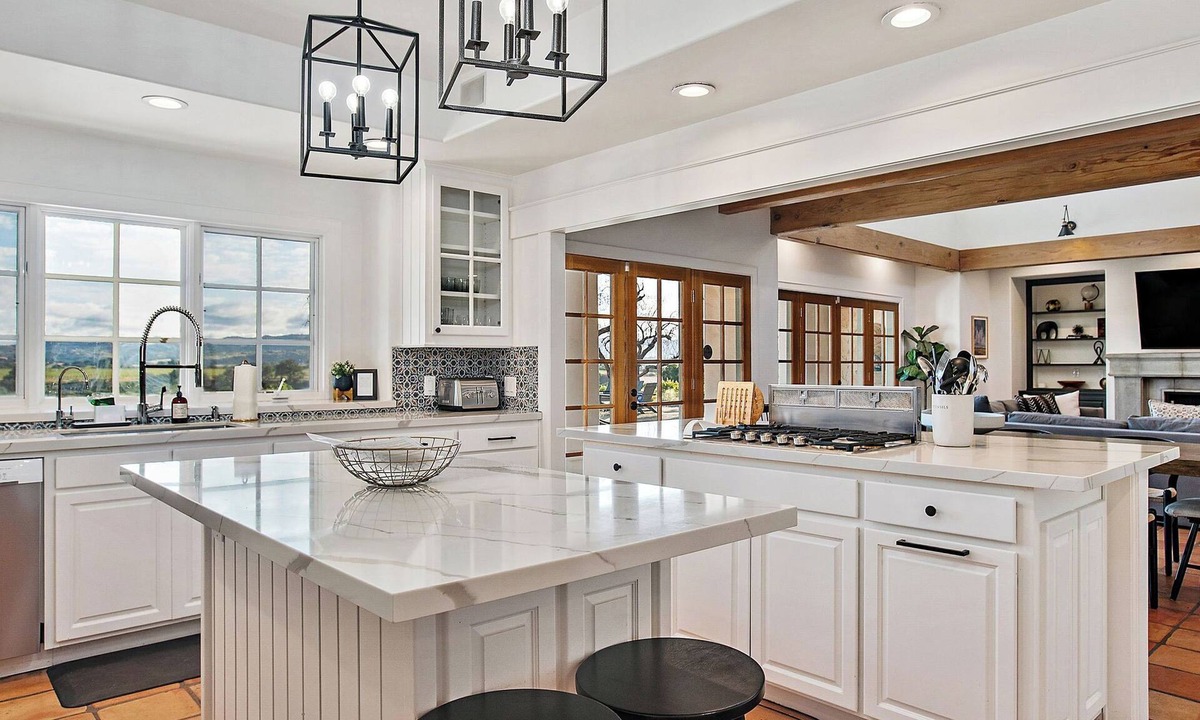 Paso Robles Cottage | 40-acre Wine Trail Estate Vineyard Views, Pool, Hottub Wellsona by Avantstay