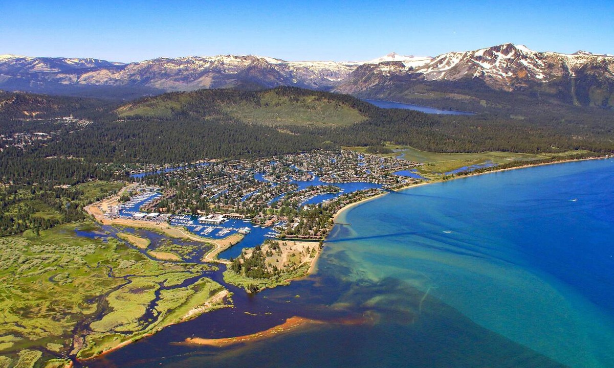 Tahoe Keys Condo | 439AW Tahoe Keys Studio Perfect Couples Get Away