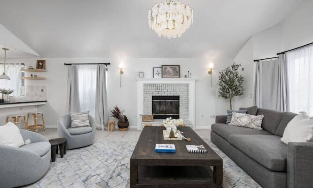 Greenacres House | 4bd Luxury Country Escape w POOL