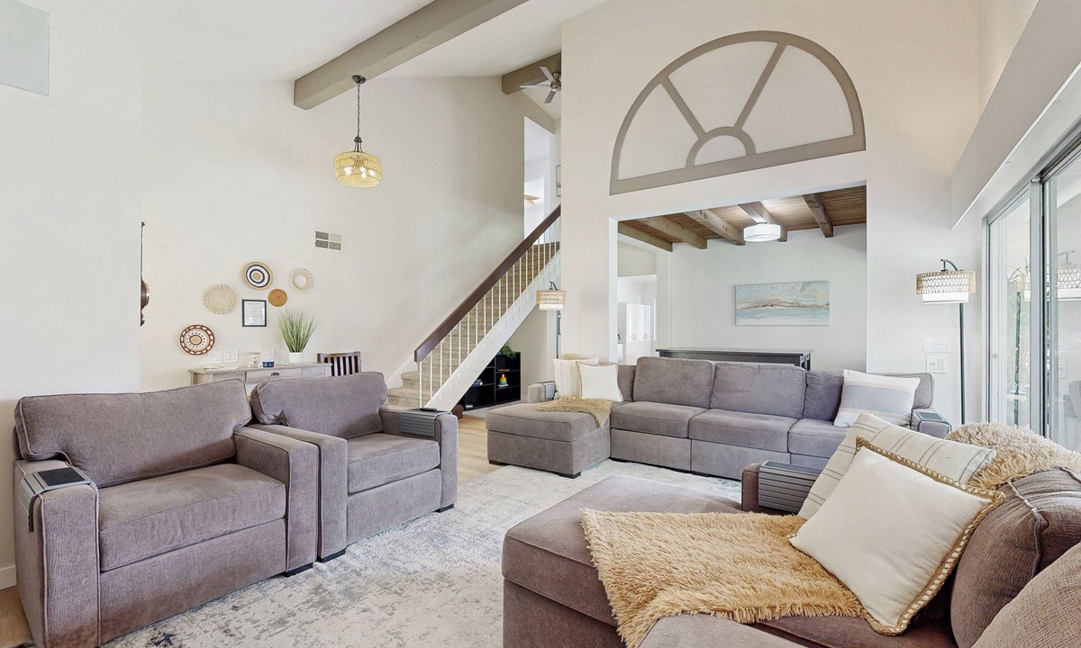 Mission Viejo House | 4BR Dog-Friendly Home w/Pool, Spa, Grill & A/C
