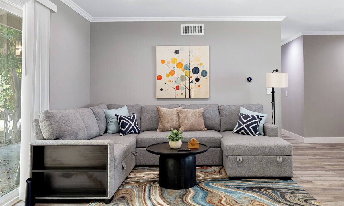 Yorba Linda Villa | 4BR Home | Disneyland Beaches BBQ Fast Wi-Fi