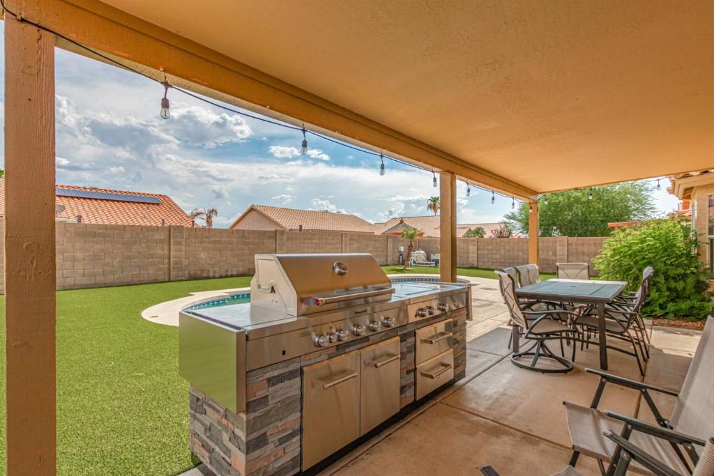 Avondale House | 4BR Home w Heated Pool in Prime Location