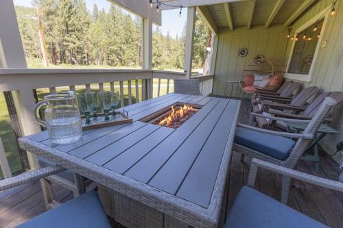 Plumas Eureka Estates House | 4th Fairway Retreat Overlooking the Feather River with AC & EV station