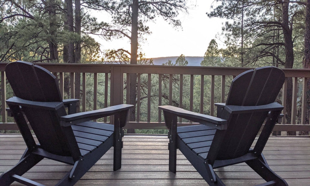 Kachina Village Cabin | 5BR Flagstaff Cabin: 1 Acre, Deck, Games, Trails