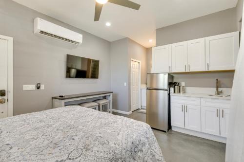 Indio Apartment | 6 Mi to Coachella Festival: Serene Studio