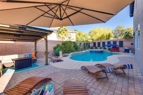 Henderson House | 6BR Luxe Vegas Villa Heated Pool, Spa & Games