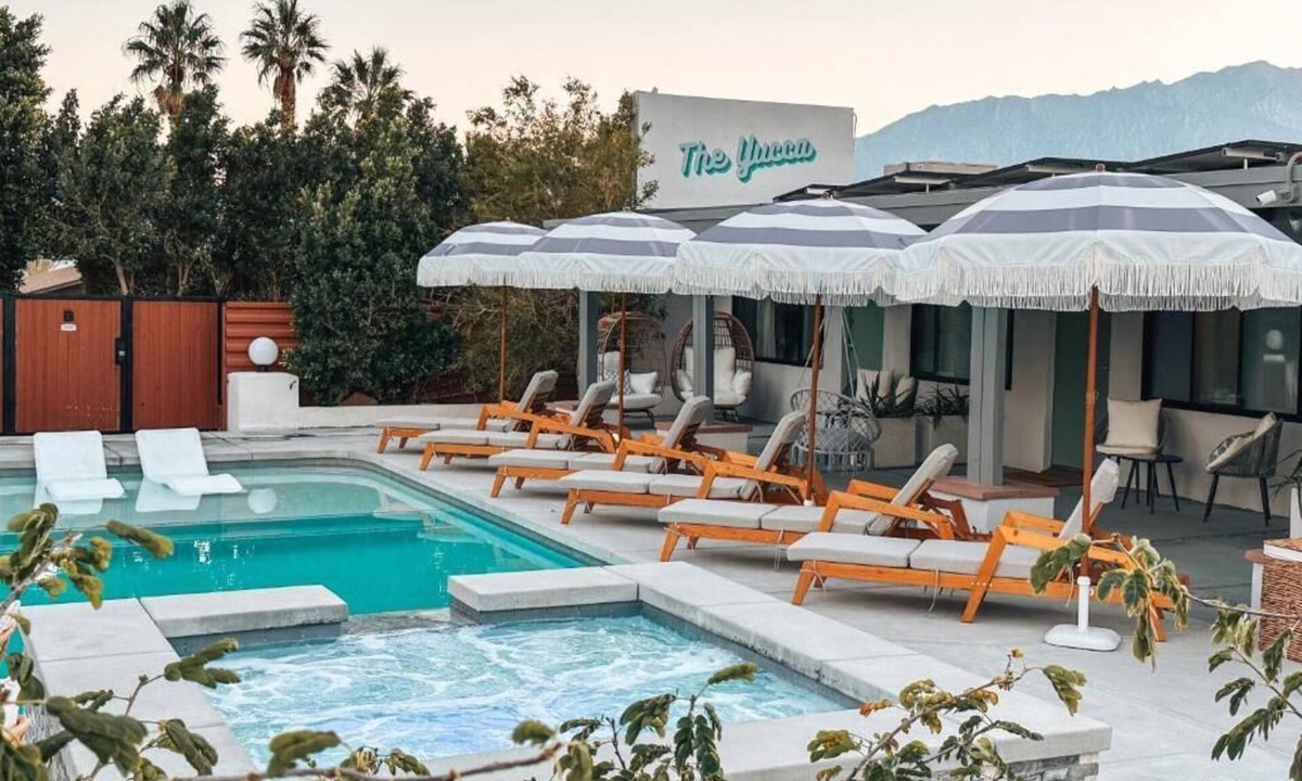 Desert Hot Springs Hotel | 8BR Desert Oasis Pool, Hot Tub & Mountain Views