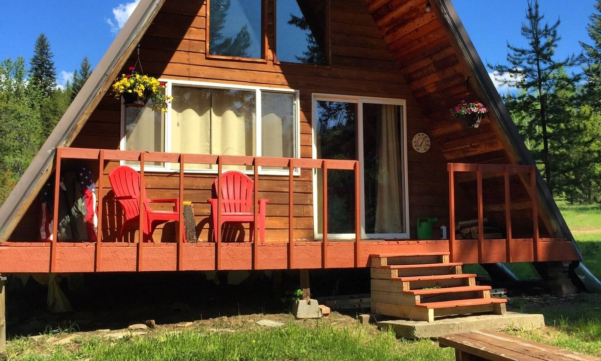 St. Regis Cabin | A-frame cabin tucked in the woods with complete privacy in the mountains.