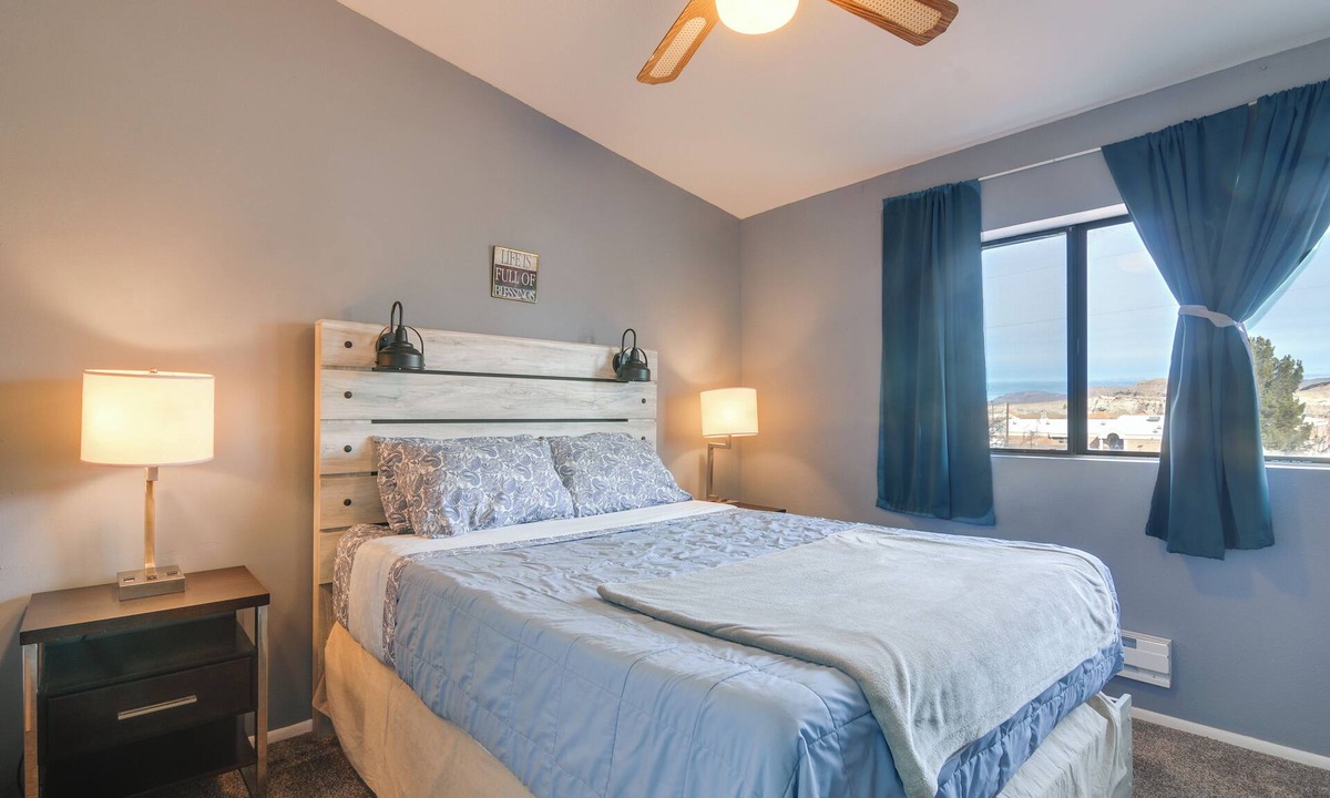 Big Water House | Adventure Base 2 Near Lake Powell