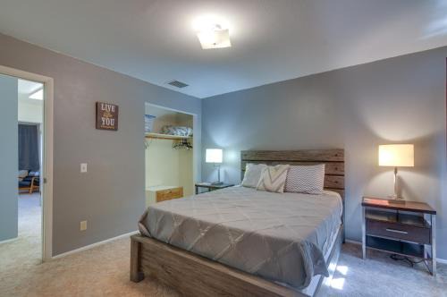 Big Water House | Adventure Base 4 Near Lake Powell
