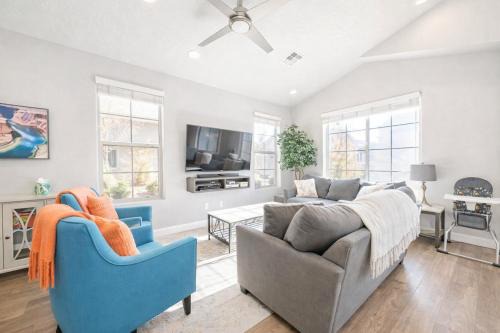 Sienna Hills House | Adventures Base! Family Friendly w heated community pool
