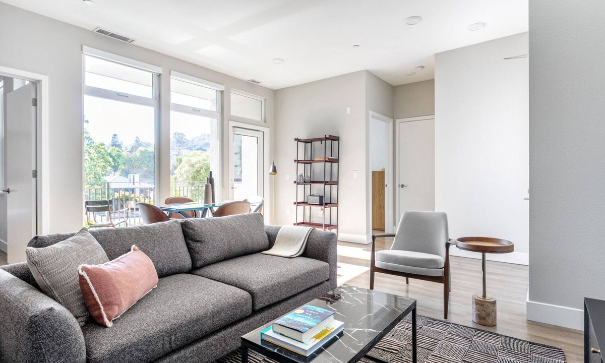 San Carlos Apartment | Airy San Carlos 2BR w/Rooftop Lounge, near Silicon Valley, by Blueground