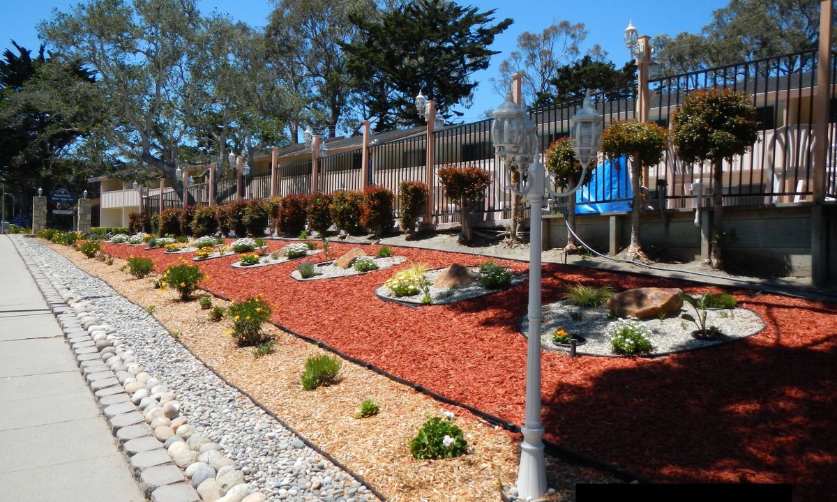 Munras Avenue Hotel | Americas Best Value Presidents Inn on Munras