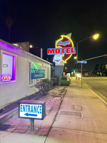 Orange Hotel | Angel's Motel near Anaheim