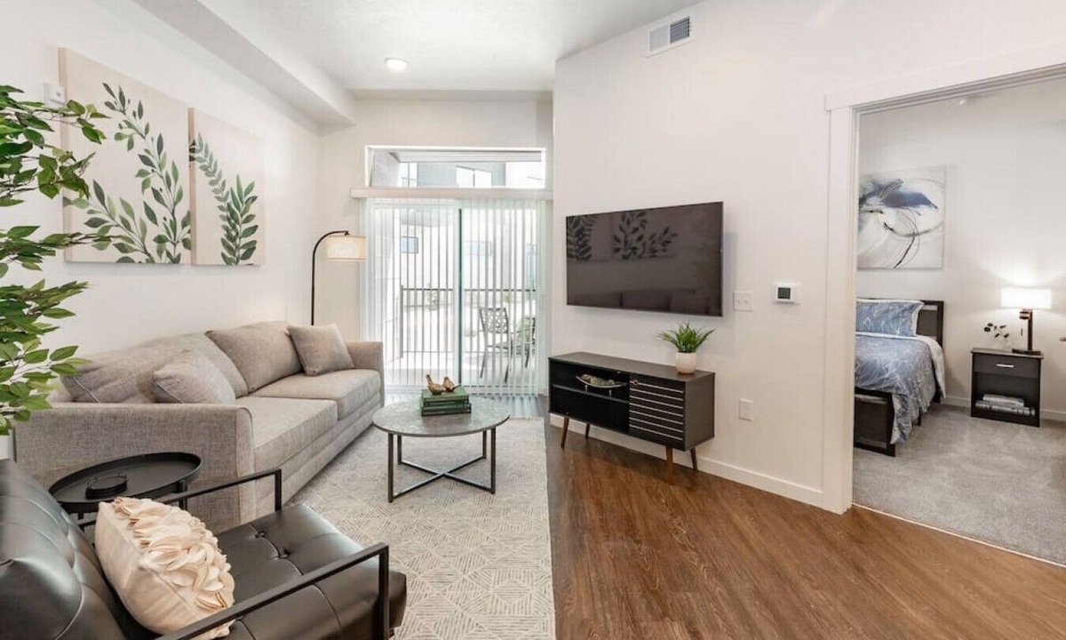 North Salt Lake Apartment | Apartments 2106 · Luxury style 1 bed 1 bath apartment