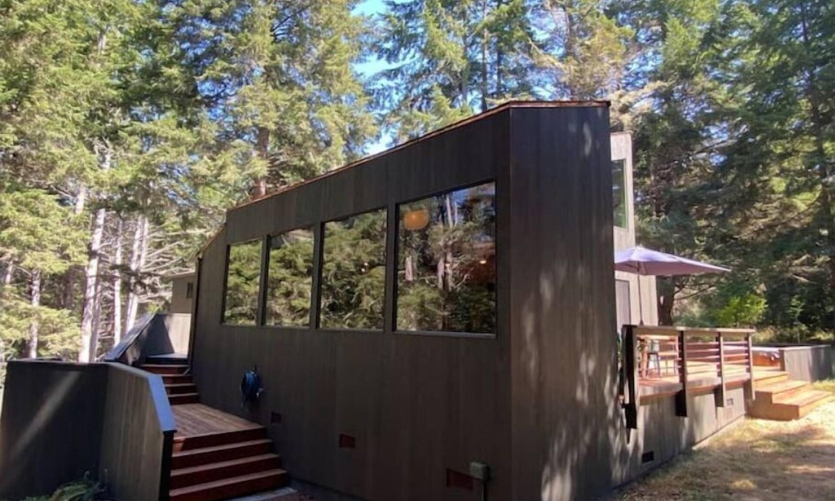 Sea Ranch House | Art & Nature Retreat at The Ridge Collection