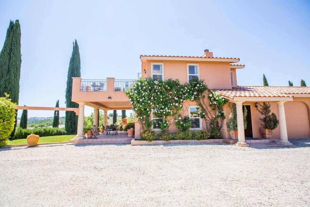 Templeton House | Aterno Vineyard, Guest House