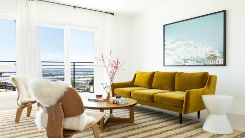 Middletown Apartment | Avalon I III 2 Unit Buyout by AvantStay
