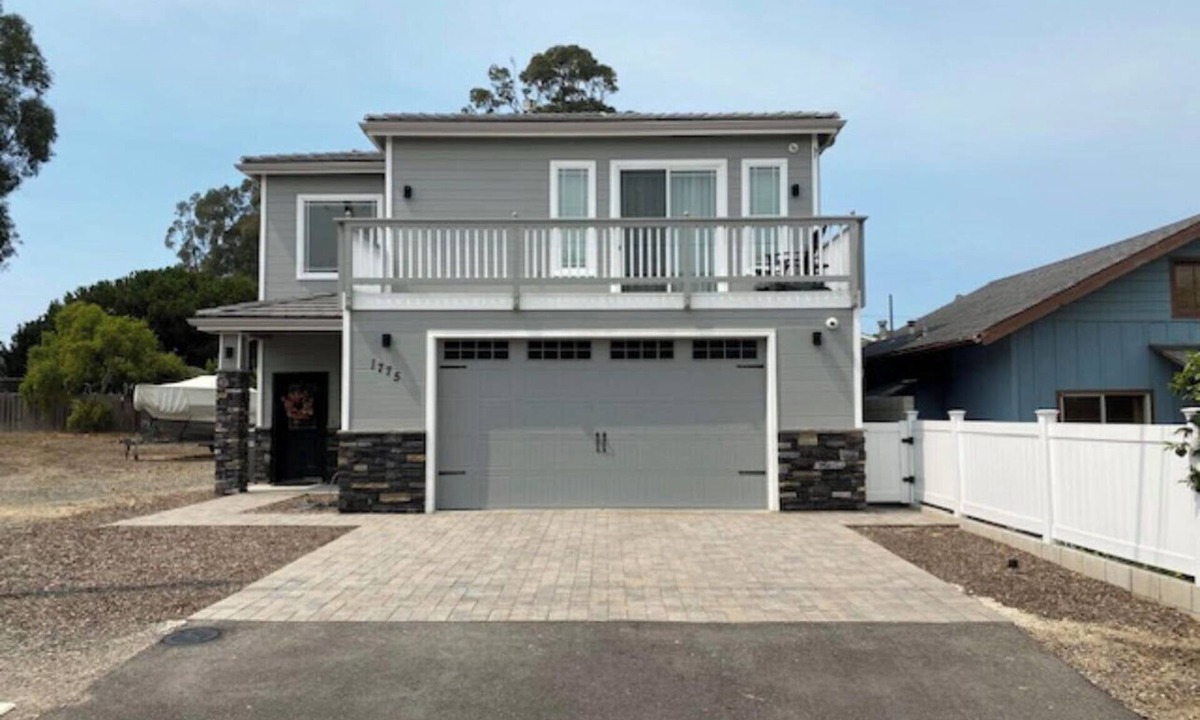 Los Osos House | Back Bay Retreat