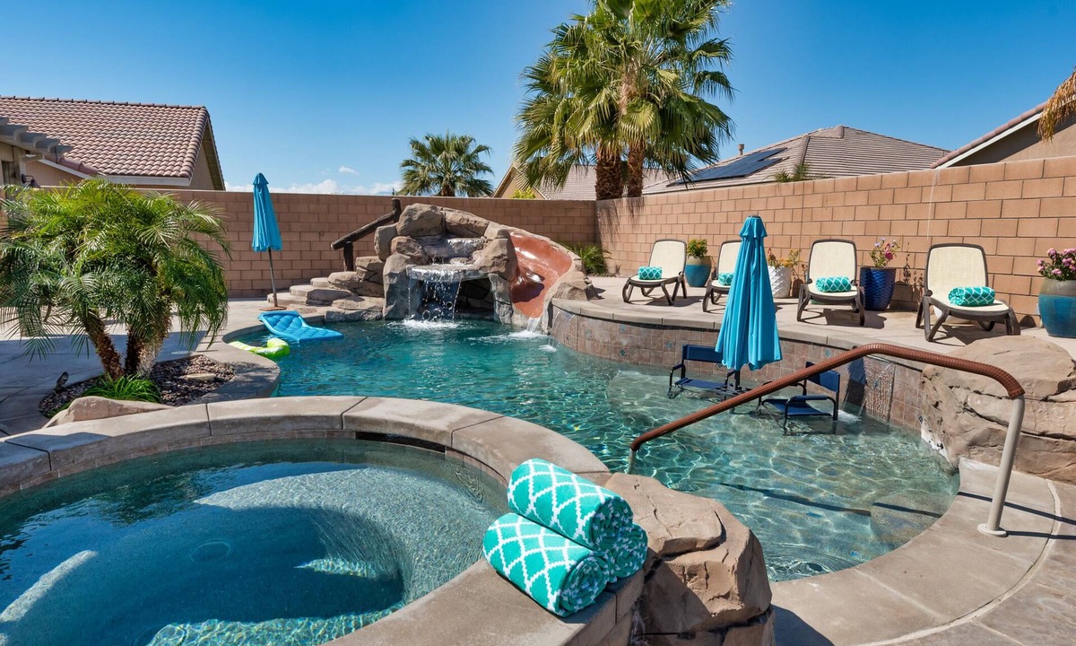 Indio House | Backyard Bliss! Home with Your Own Private Pool, Slide, Waterfall - 31 night min