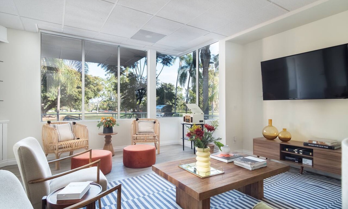 Bankers Hill Apartment | Balboa II by AvantStay | Modern Condo w/Balcony & Views of Balboa Park!