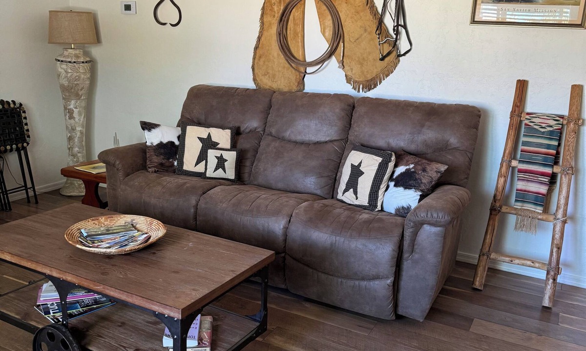 Pomerene House | Beautiful 2-bedroom house with AC in pleasant Benson