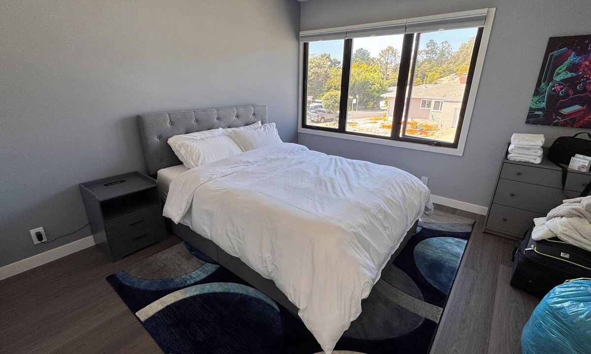 Westlake House | Beautiful 3-bedroom house with AC in charming Daly City