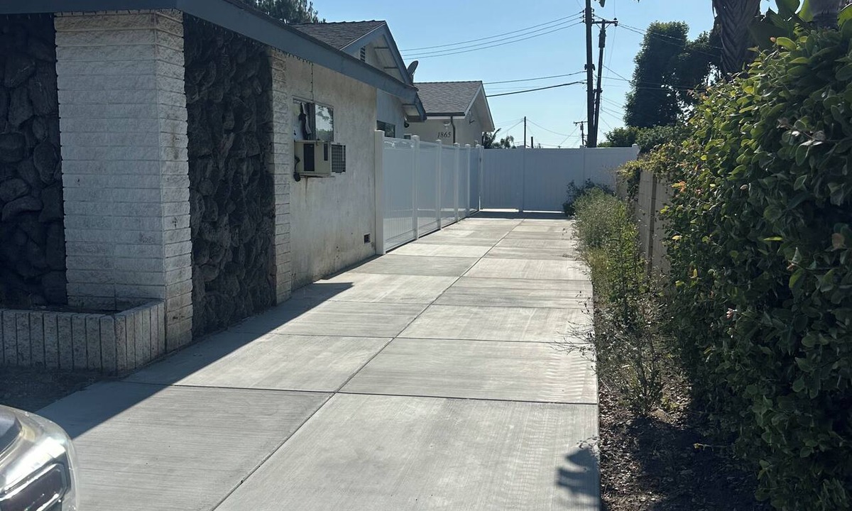 Walnut Valley House | Beautiful 3-bedroom house with AC in charming Valinda/West Covina border