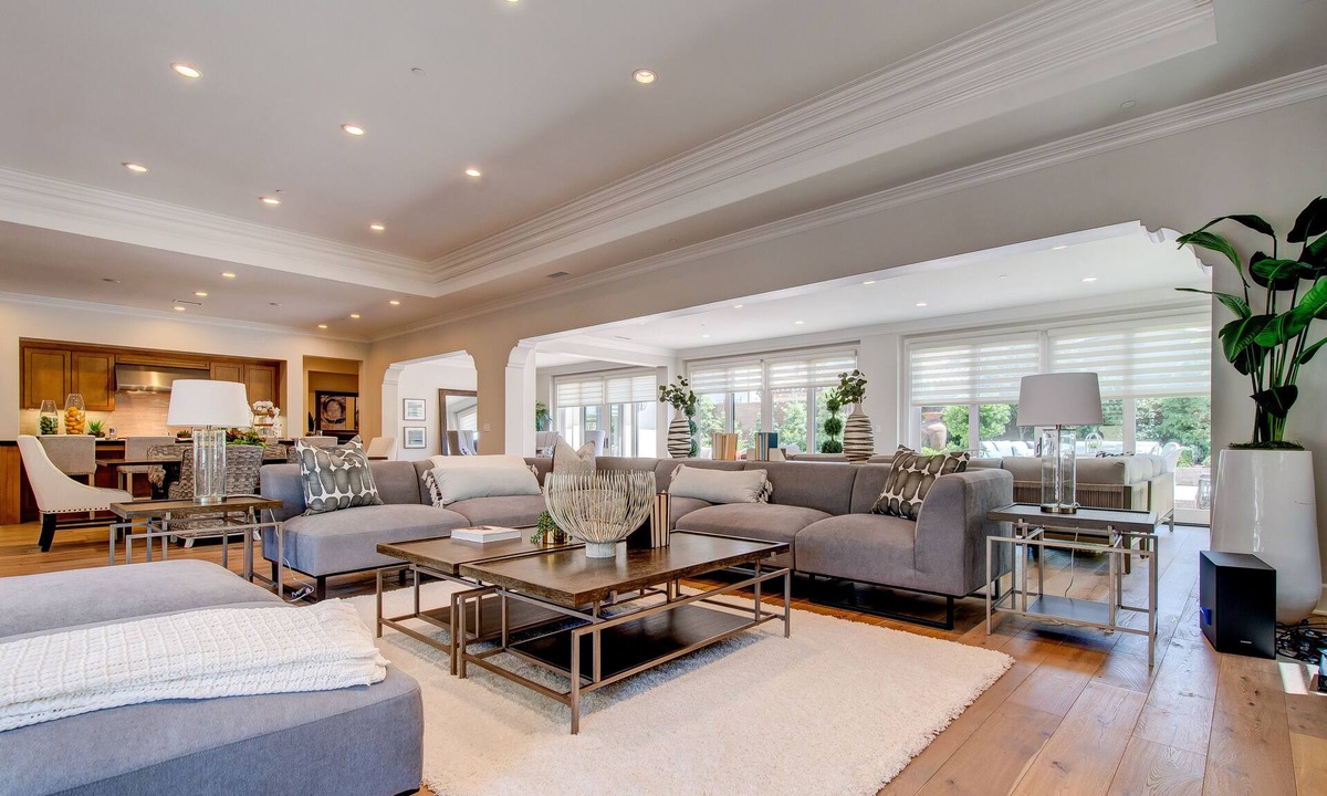 Orchard Hills House | Beautiful 6,244sqft SoCal Luxury Vacation Home